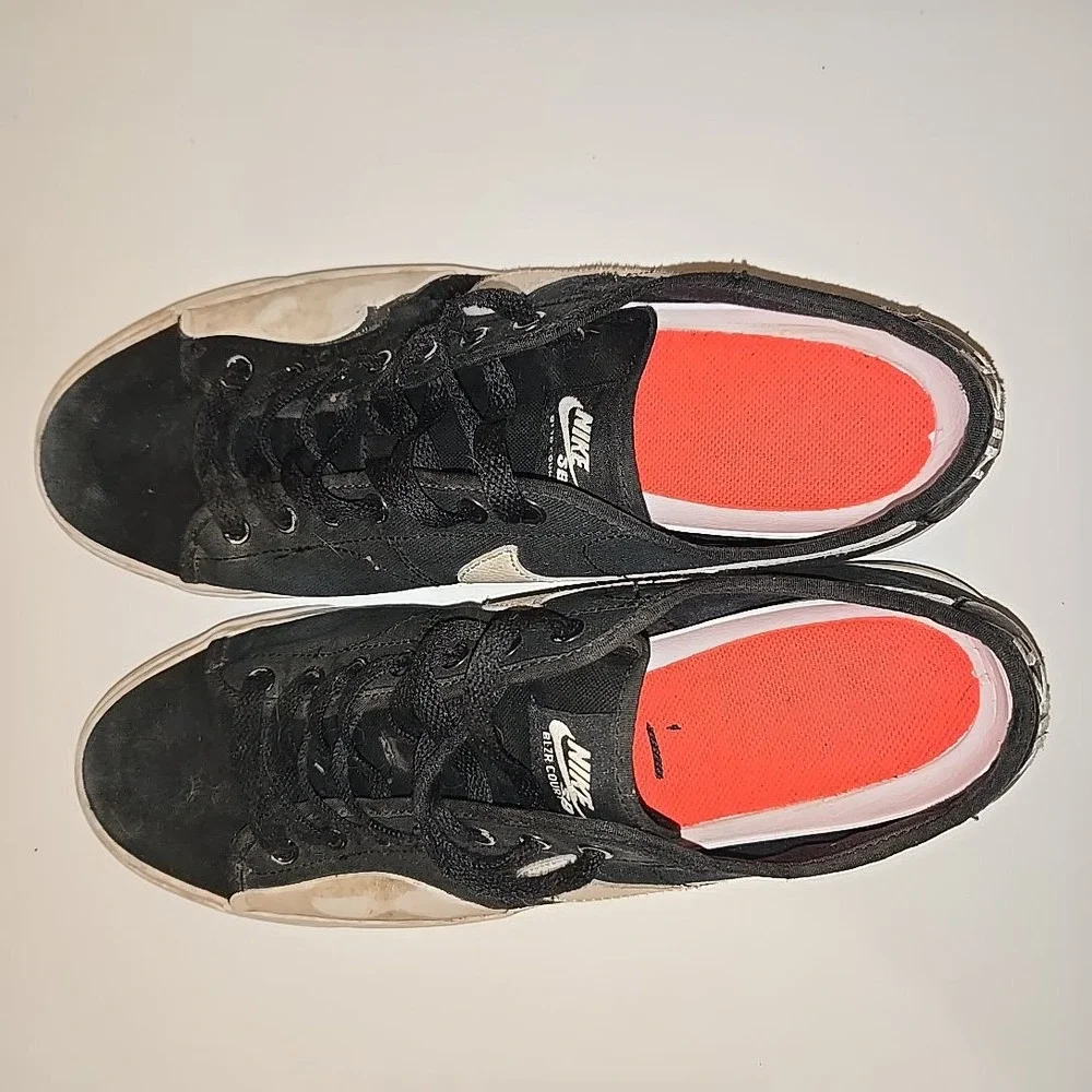 Nike SB Blazer Court 9.5 Skate Shoes US Sz 9.5 CV1658 Black White Canvas Low Top